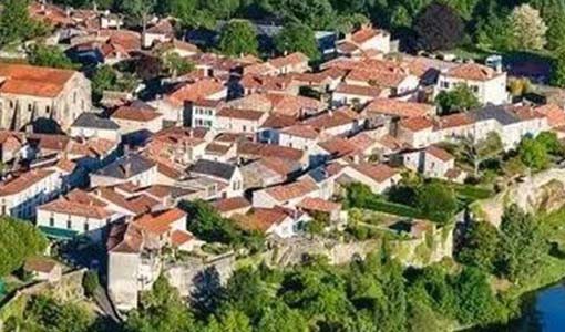 营山回乡建别墅为什么一定要选专业乡墅公司